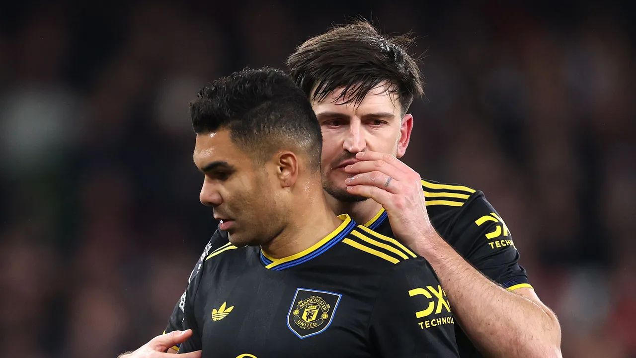 صفقة تبادلية مرتقبة.. ليفربول يخطط لضم نجم مانشستر يونايتد ورحيل لاعب تشيلسي منفردا